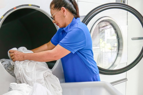  Hire a Laundry Company To Wash Your Comforter and Bedsheet